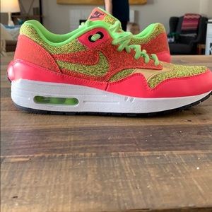 Nike AirMax Sneakers!